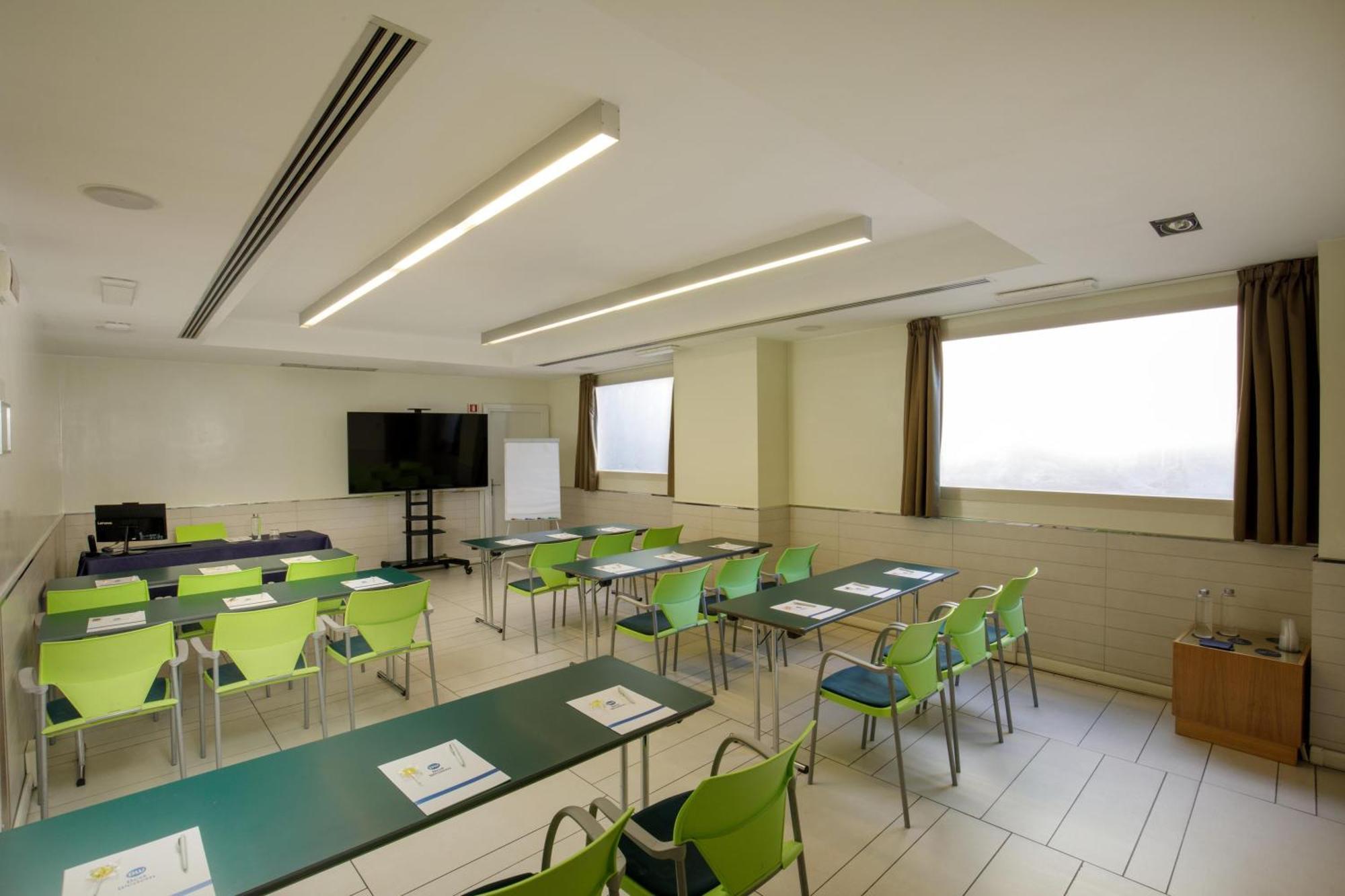 Best Western Plus Hotel Globus — Photos 1